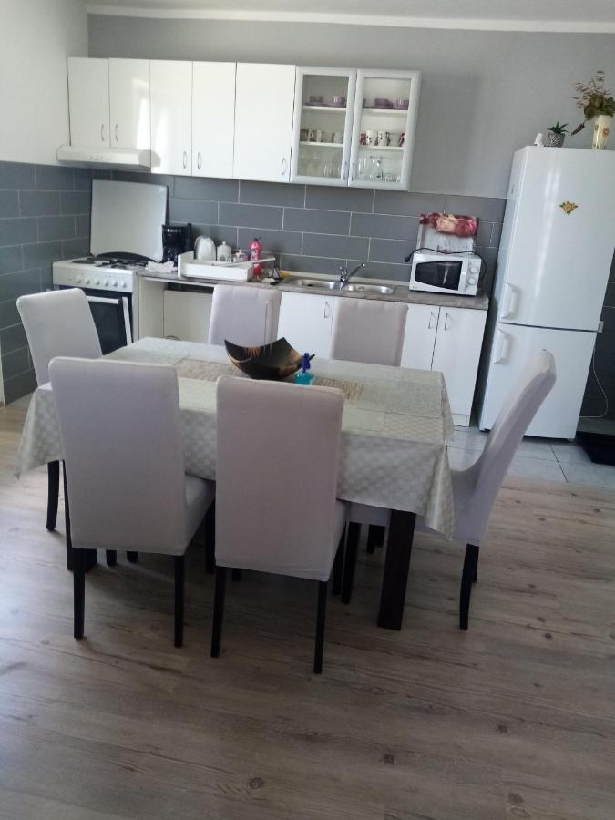 שיבניק Apartment Darinka מראה חיצוני תמונה