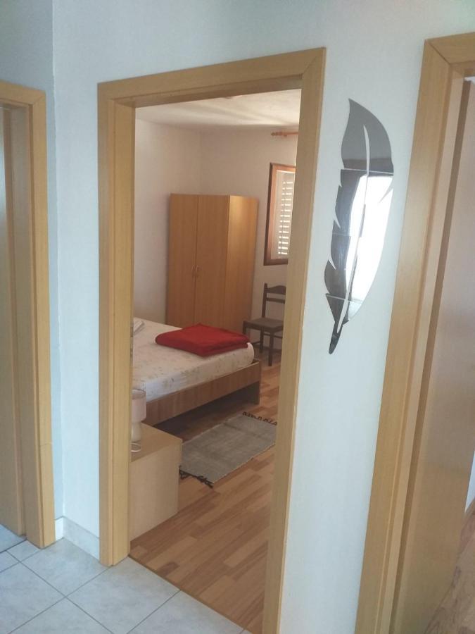 שיבניק Apartment Darinka מראה חיצוני תמונה