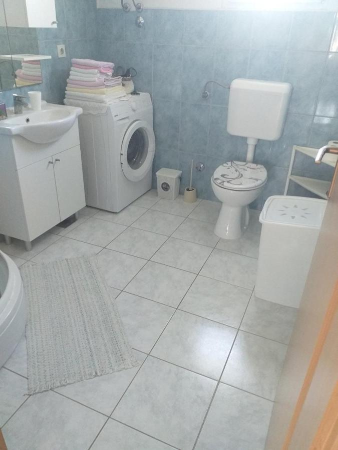 שיבניק Apartment Darinka מראה חיצוני תמונה