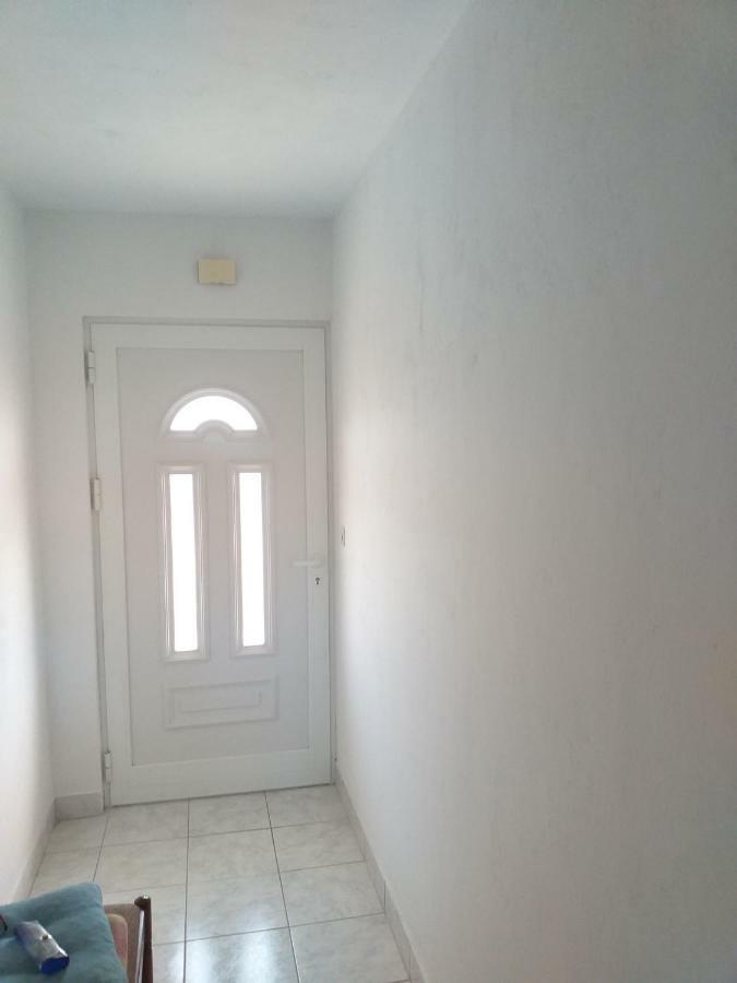 שיבניק Apartment Darinka מראה חיצוני תמונה